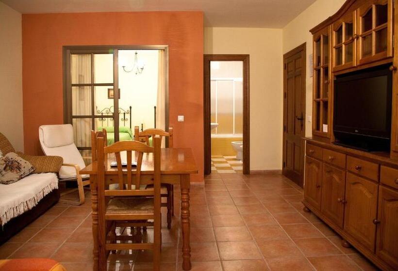 آپارتمان 1 خوابه, Pensión Y Apartamentos El Taxi