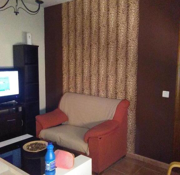 آپارتمان 1 خوابه, Pensión Y Apartamentos El Taxi