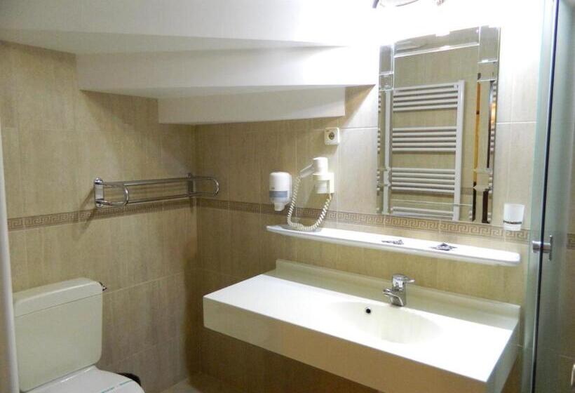 带2个卧室的公寓, Pensiunea Blanca