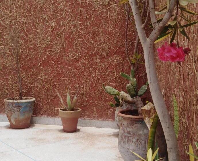 2 Bedroom Apartment with Pool, Mirleft Tayought Guest House