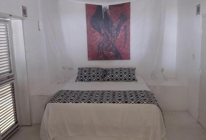 سوئیت پریمیوم, Oceano Atins