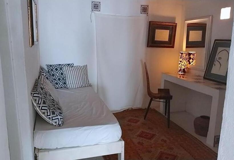 سوئیت پریمیوم, Oceano Atins