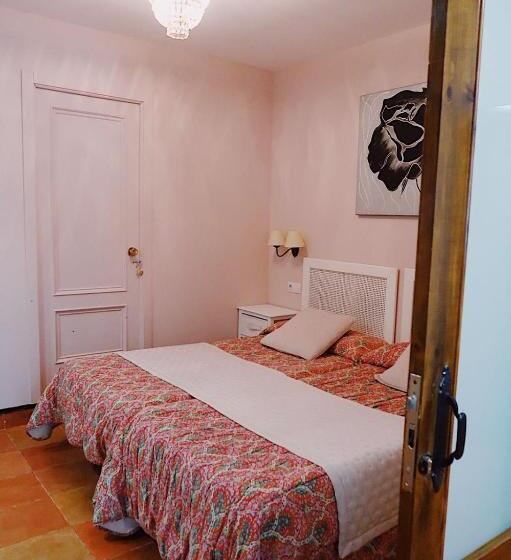 5 Bedroom Apartment, Trisileja En Posada La Busta