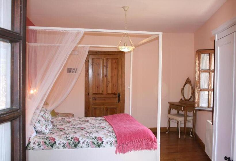 اتاق استاندارد, Trisileja En Posada La Busta