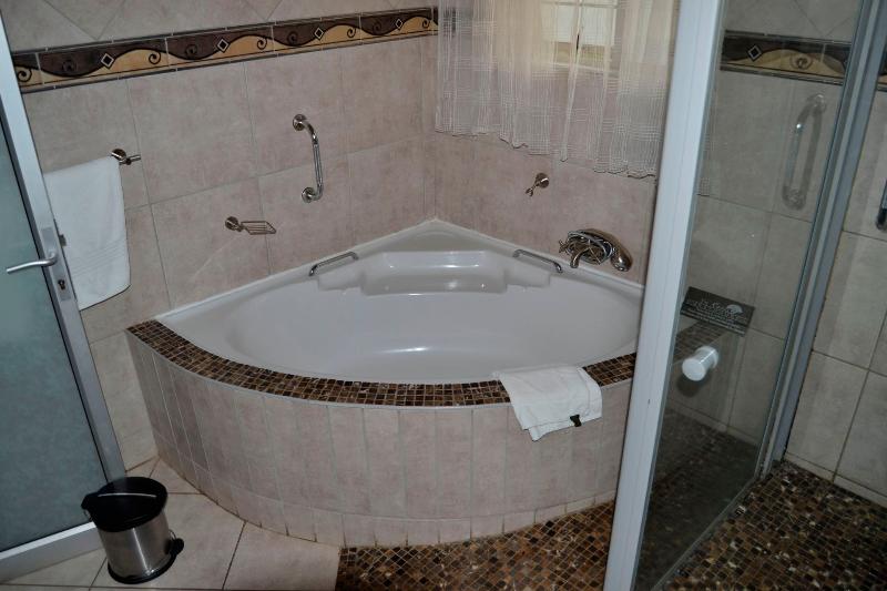 标准间, Ya Rena Guest House