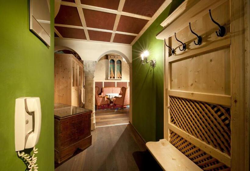 آپارتمان 2 خوابه, Residence Adler