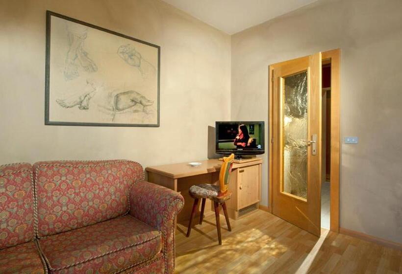 آپارتمان 1 خوابه, Residence Adler