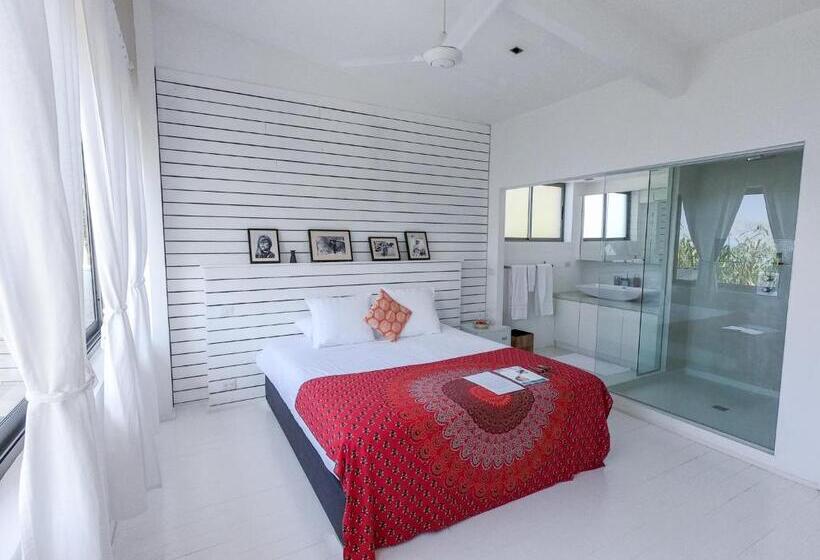 اتاق لوکس با چشم‌انداز دریا, Akwa Resorts Ocean View
