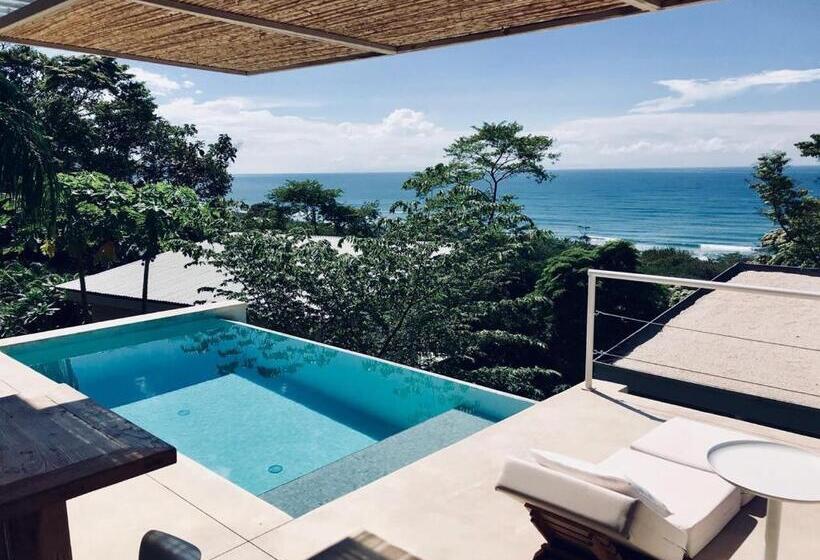 بانگلوی لوکس, Akwa Resorts Ocean View