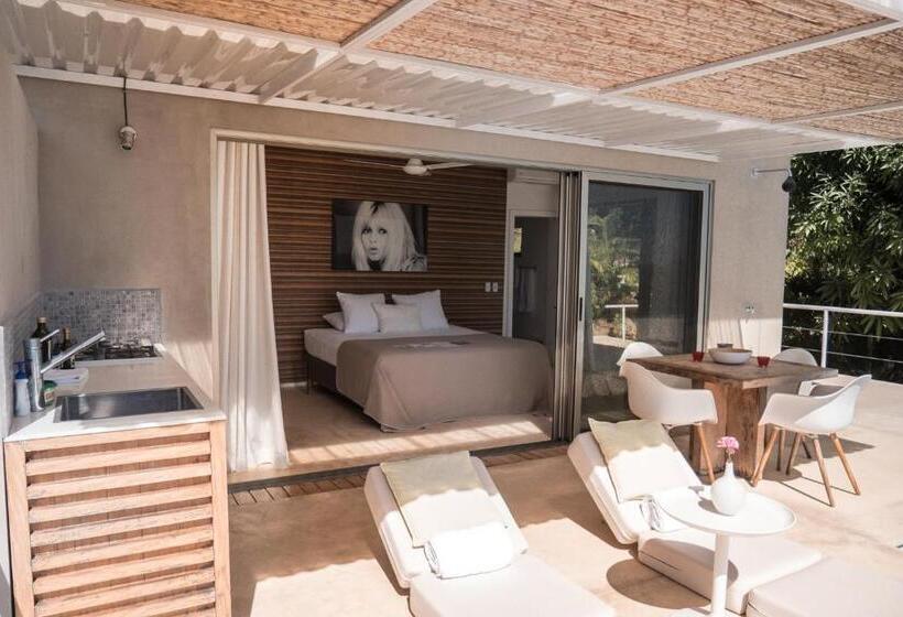 بانگلوی لوکس, Akwa Resorts Ocean View