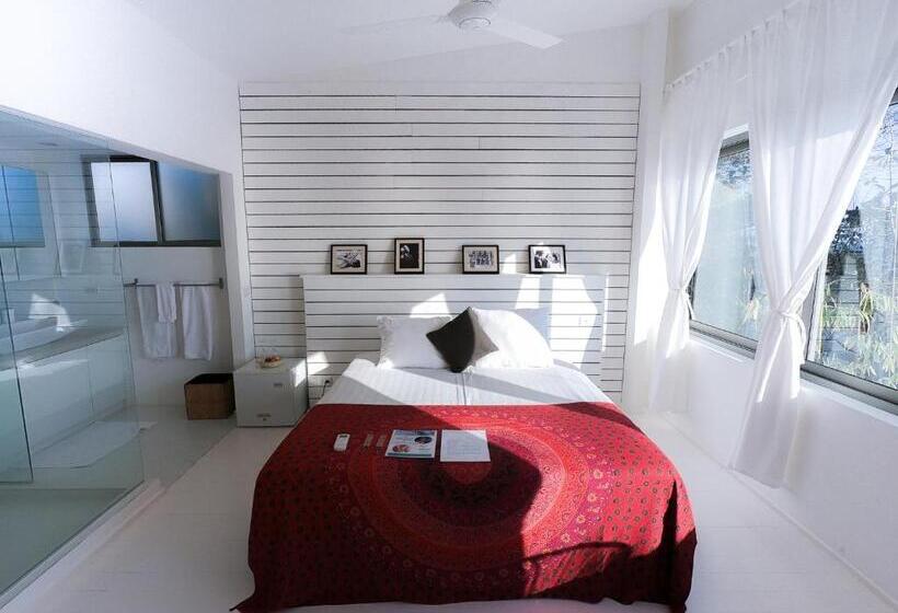 اتاق لوکس با چشم‌انداز دریا, Akwa Resorts Ocean View