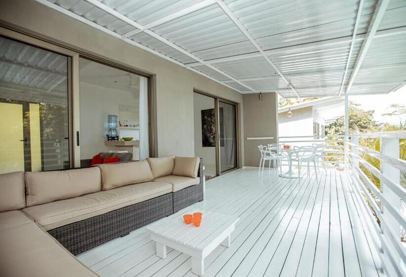استودیوی استاندارد با چشم‌انداز دریا, Akwa Resorts Ocean View