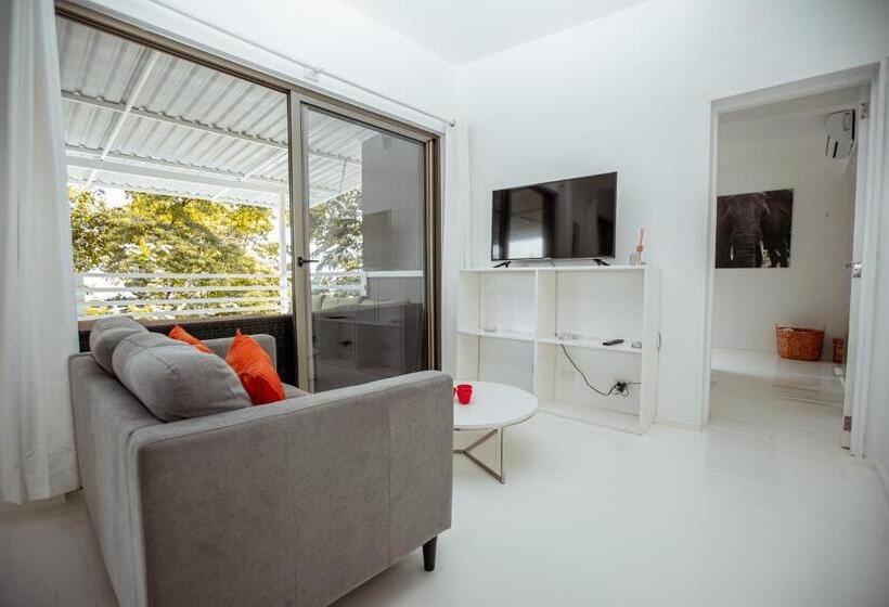 استودیوی استاندارد با چشم‌انداز دریا, Akwa Resorts Ocean View