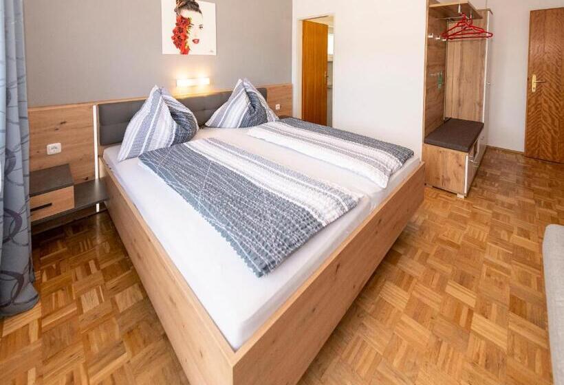 اتاق استاندارد با بالکن, Gästehaus Genf