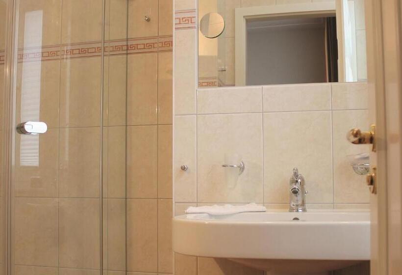 اتاق استاندارد یک نفره, Pension Strandschloss Arielle
