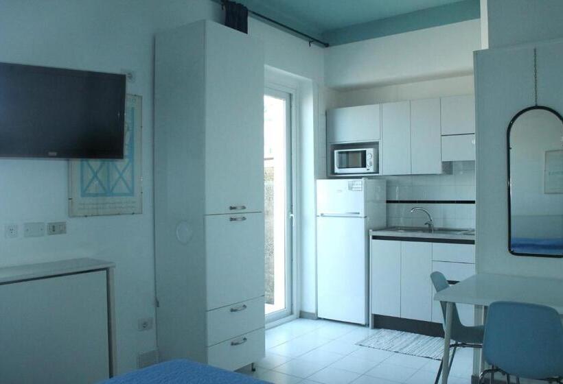 استودیو استاندارد با تراس, Residence Fiorella