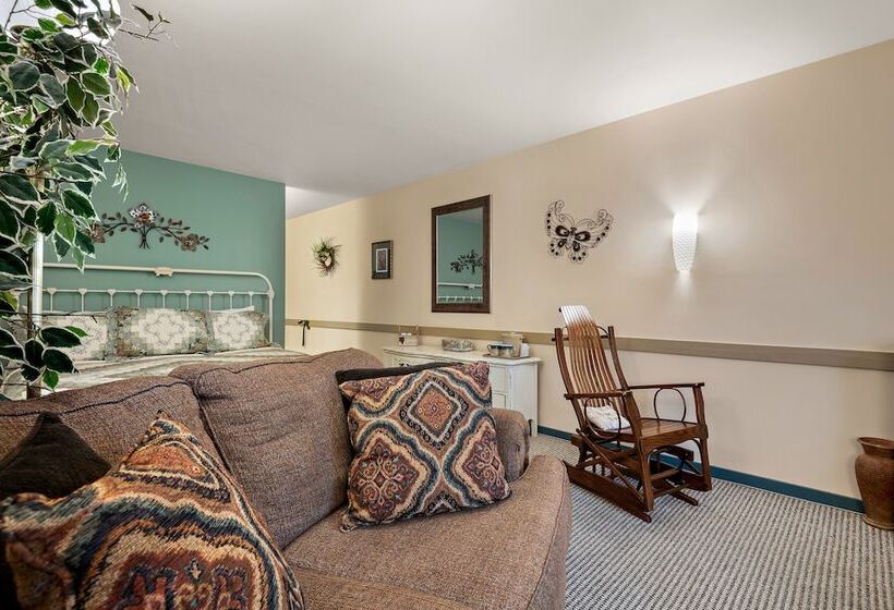 استودیوی استاندارد, Country Living Inn