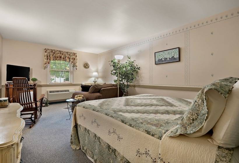 استودیوی استاندارد, Country Living Inn