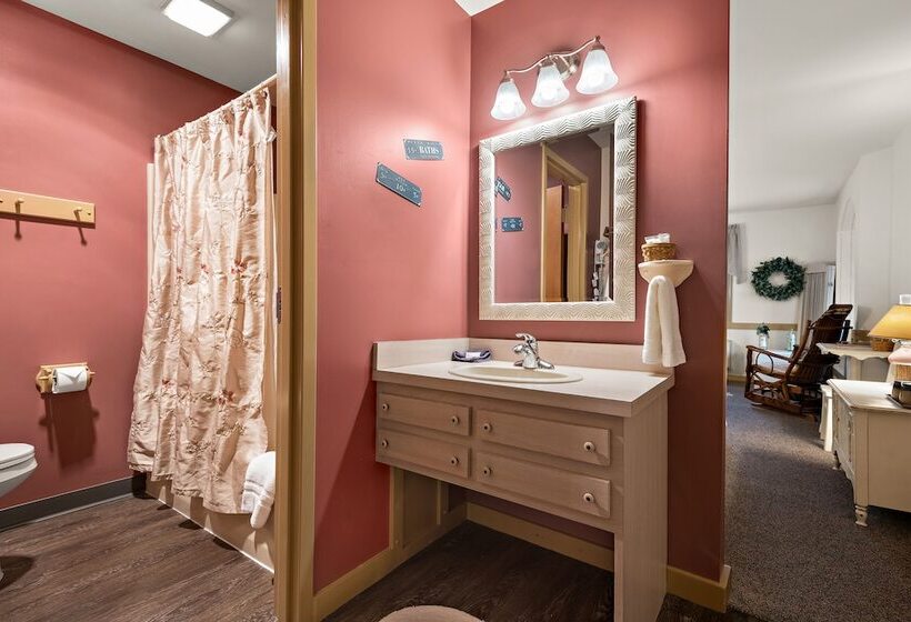 استودیوی استاندارد, Country Living Inn
