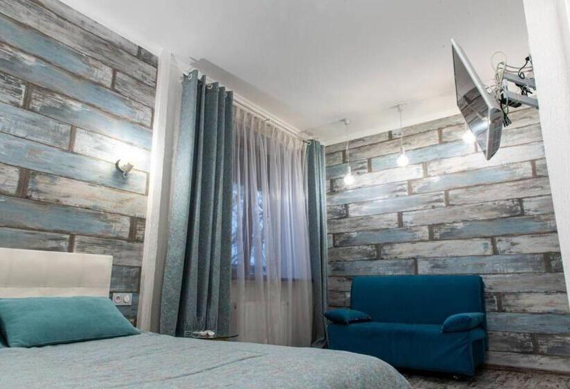 اتاق لوکس سه تخته, Spa Hotel Dobrynia