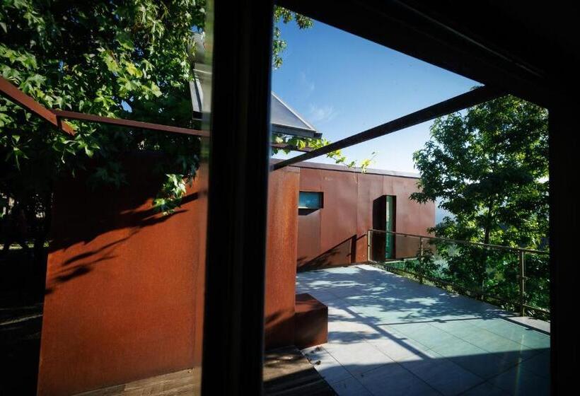 سوییت جونیور با بالکن, Vila Marim Country Houses