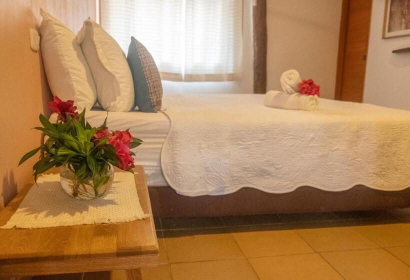 اتاق استاندارد چهار تخته, Finca Escondida