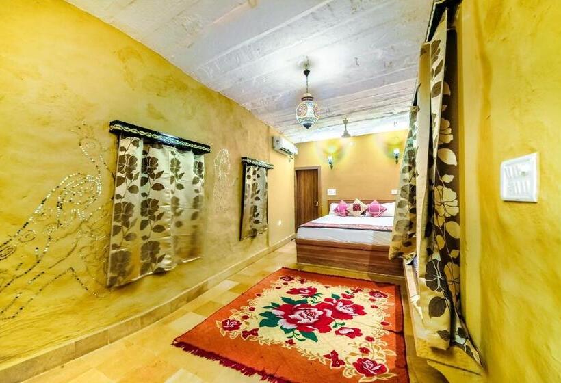 اتاق استاندارد با تخت بزرگ, Mud Mirror Guesthouse