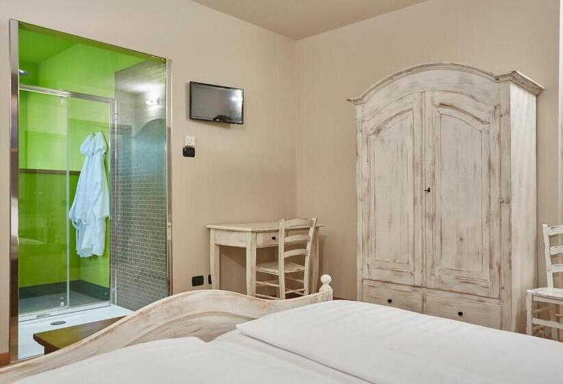 اتاق رمانتیک, Agriturismo Alba Del Borgo