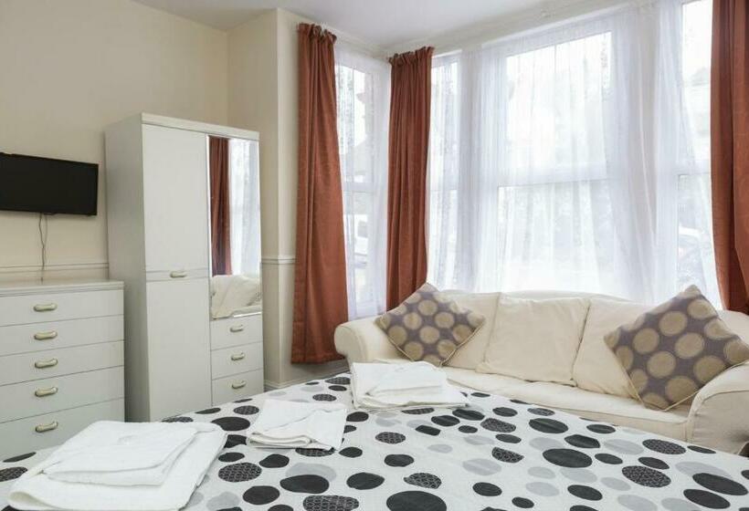 اتاق استاندارد, Southend Guest House   Close To Beach, Train Station & Southend Airport