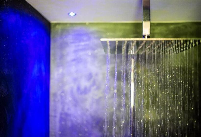 سوییت جونیور, Sonus Alpis   Adults Only