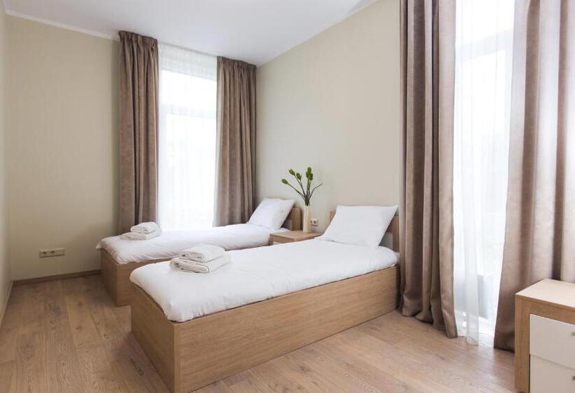 آپارتمان 2 خوابه با بالکن, Katrin Apartments