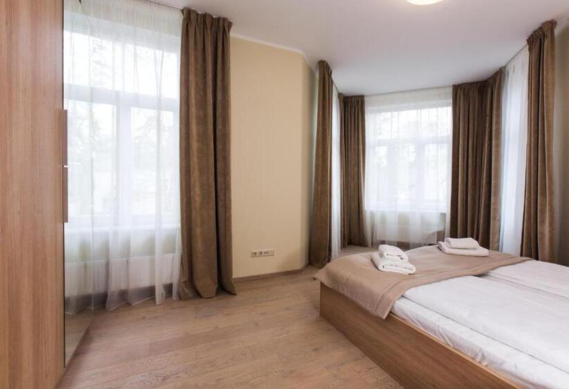 آپارتمان 2 خوابه با بالکن, Katrin Apartments