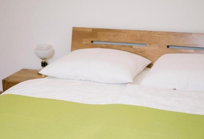 آپارتمان لوکس 2 خوابه, Apartman Diófa