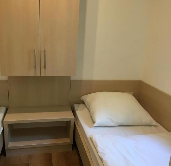 آپارتمان 2 خوابه, Apartman Diófa