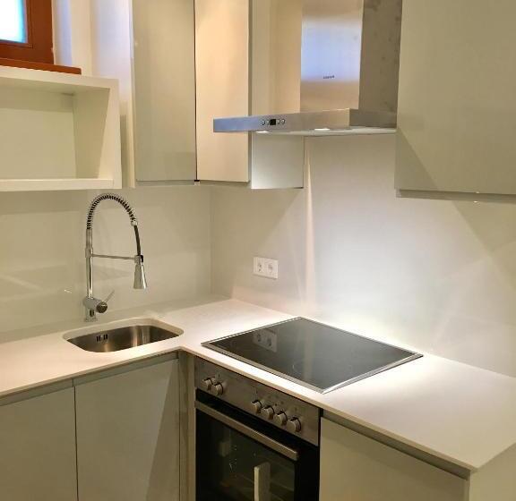 آپارتمان 2 خوابه, Apartman Diófa