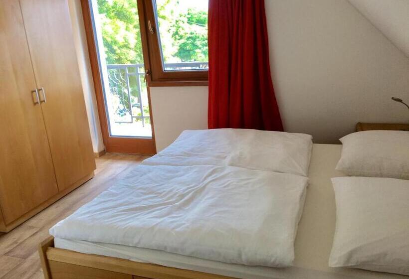 آپارتمان 1 خوابه با بالکن, Apartman Diófa