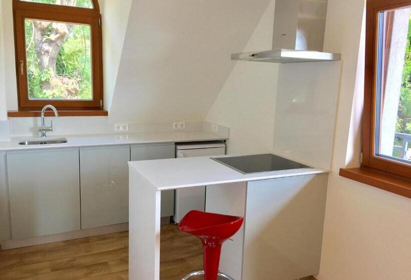 آپارتمان 1 خوابه با بالکن, Apartman Diófa