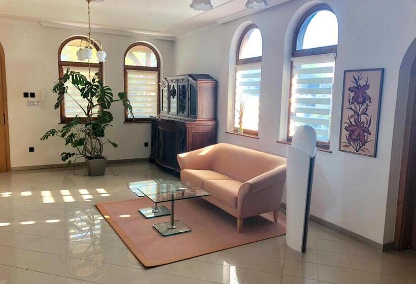 اتاق استاندارد, Apartman Diófa