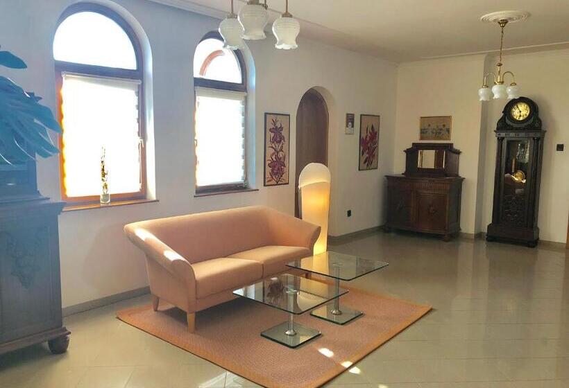 اتاق استاندارد, Apartman Diófa