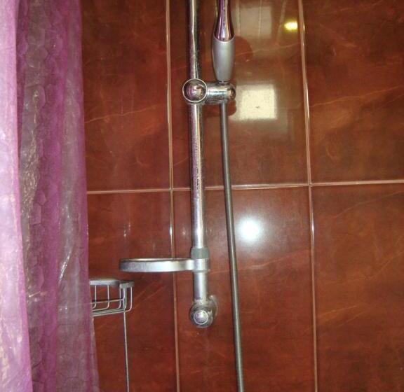اتاق استاندارد سه نفره, Chicho Guesthouse