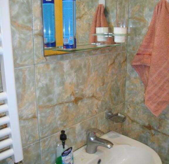 اتاق لوکس, Chicho Guesthouse