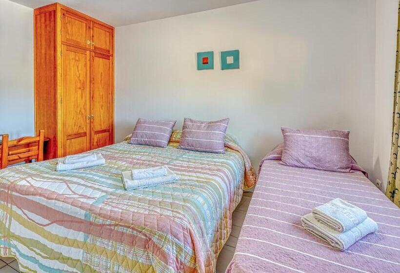 اتاق لوکس, Ochomin Hostel