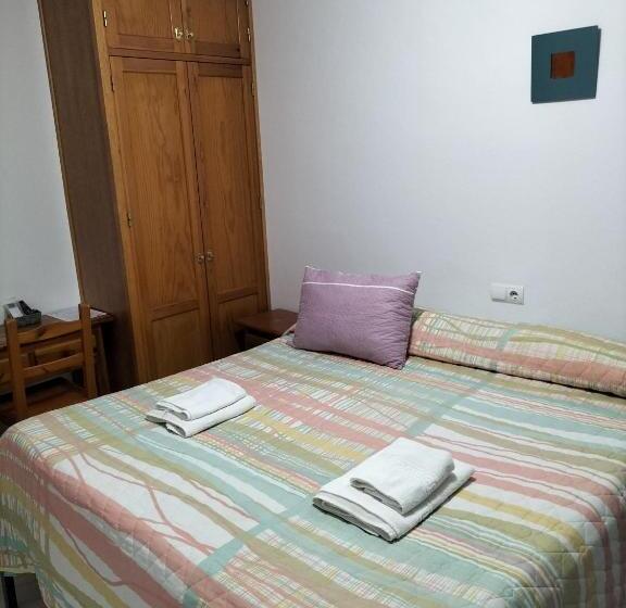 اتاق لوکس, Ochomin Hostel
