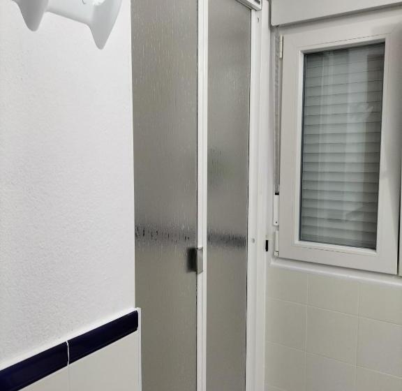 اتاق استاندارد, Ochomin Hostel
