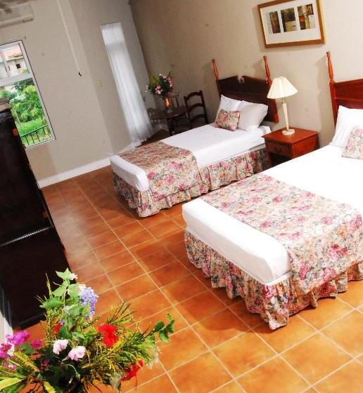 اتاق لوکس, Guest House Villa Mishkan