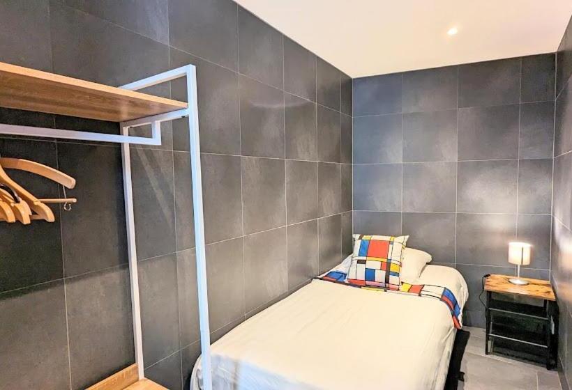 آپارتمان 2 خوابه, The Amsterdam Hotel Apartment In The Center