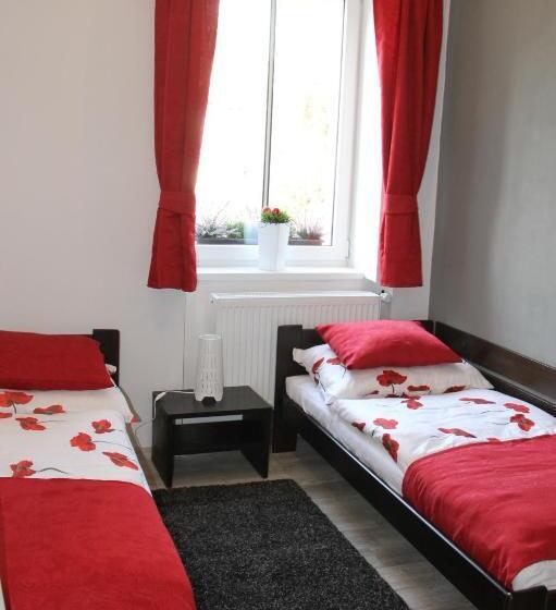 سوییت دوبلکس, Apartments Benešova 6