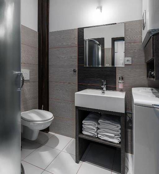 آپارتمان 2 خوابه, Apartments Benešova 6