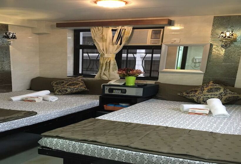 اتاق خانوادگی, Skyview Hostel