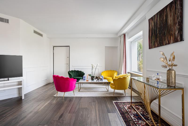 اتاق استاندارد سه نفره, Skyview Hostel